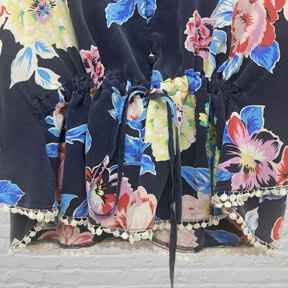 Yumi Kim Shacara Silk Blouse S Floral Crochet Trim Cinched Waist V-Neck - Picture 8 of 16